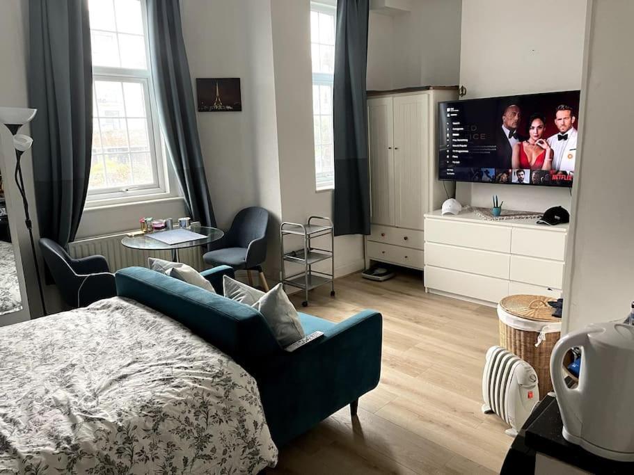Studio Flat London Finchley Rd Nw11 エクステリア 写真