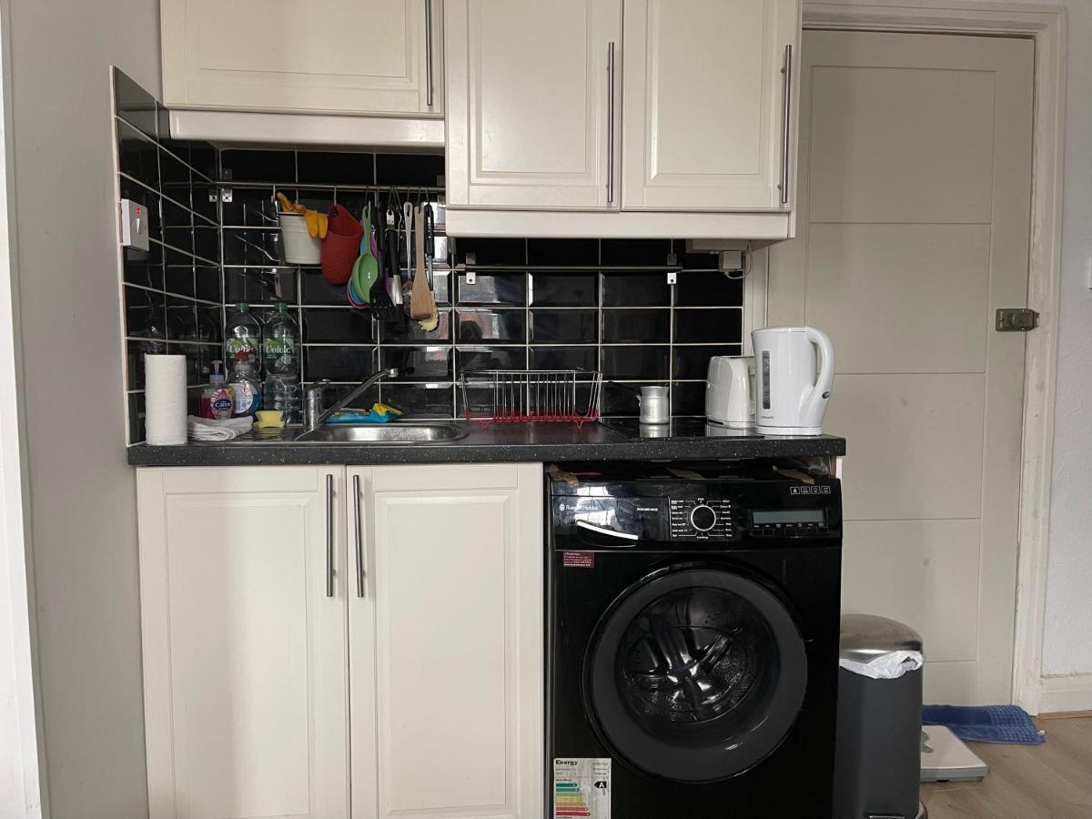 Studio Flat London Finchley Rd Nw11 エクステリア 写真